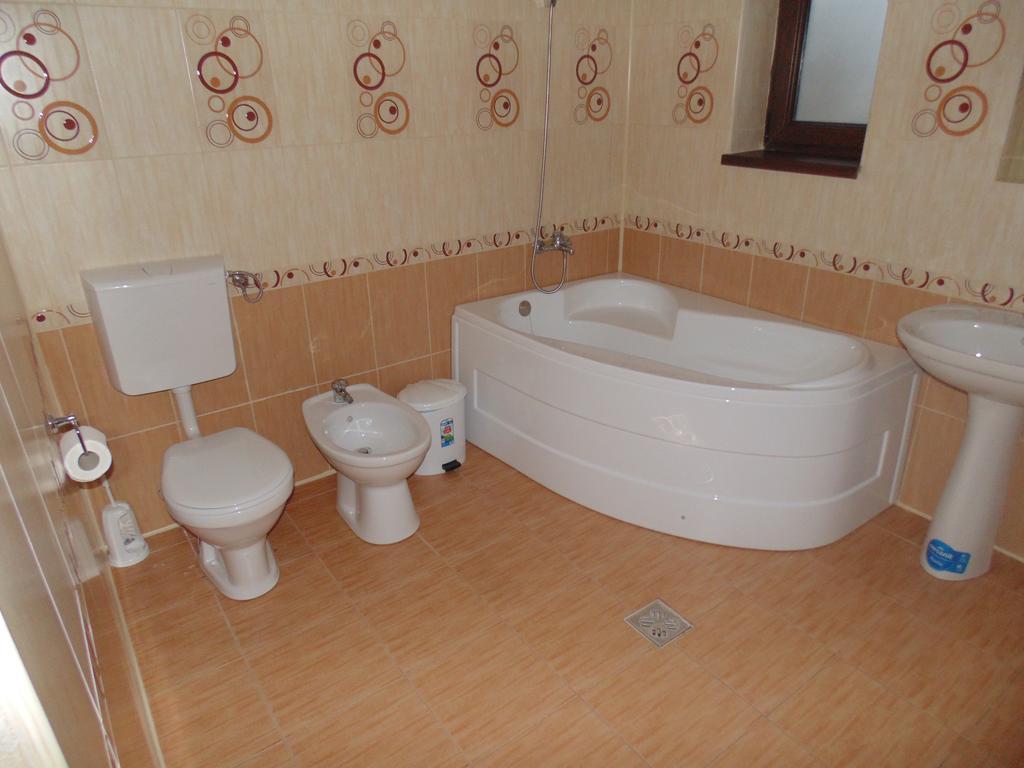 Casa Dancs Hotel Covasna Ngoại thất bức ảnh
