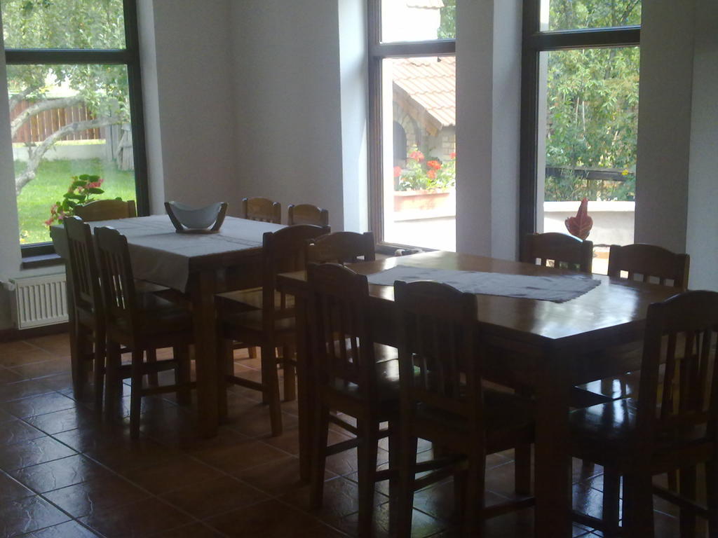 Casa Dancs Hotel Covasna Ngoại thất bức ảnh